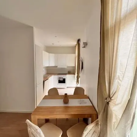 Joli Moderne 1er Etage, Coeur St Raphael, 4 Pers