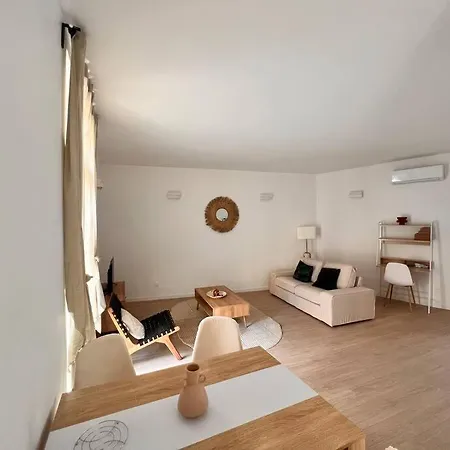 Joli Moderne 1er Etage, Coeur St Raphael, 4 Pers アパート *